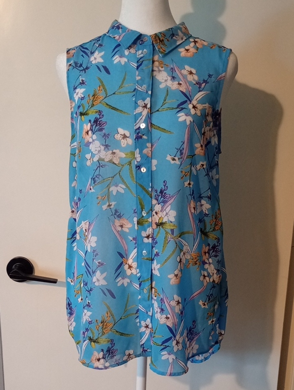 H&M Floral Sleeveless Blue Top Size 8